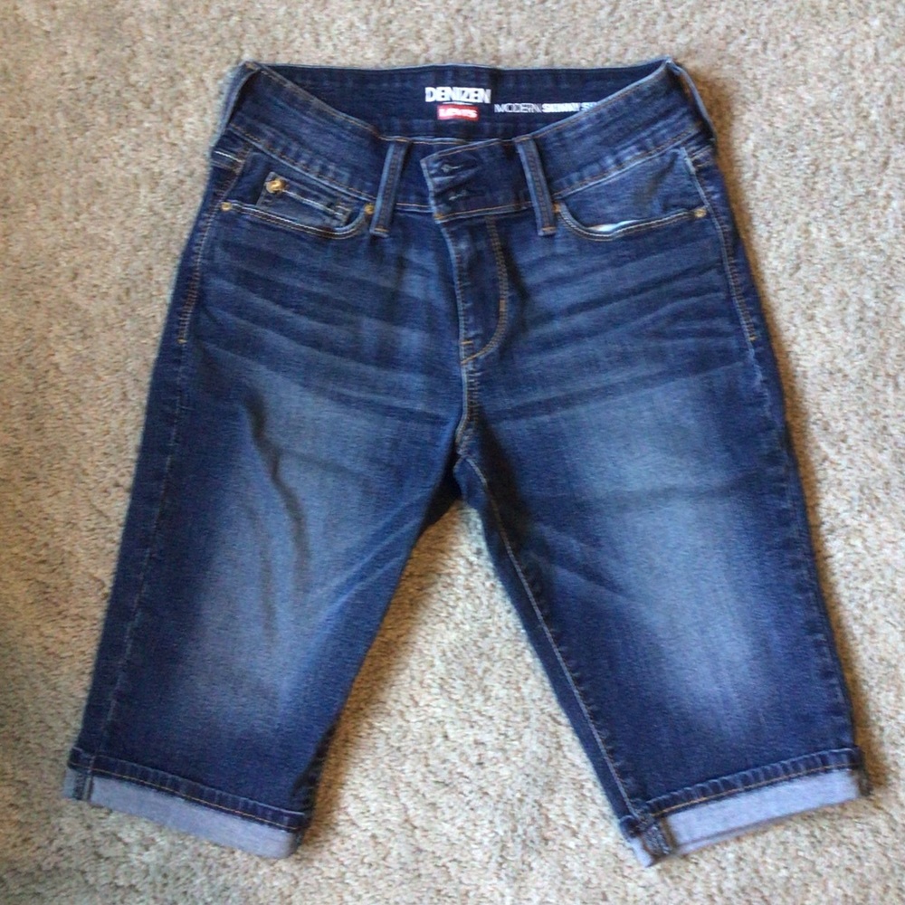 Denizen Levi’s modern skinny shorts